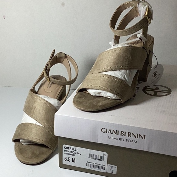 Giani Bernini Women's Cheryll Memory Foam Asymmetrical Block Heel Dress Sandals - Picture 6 of 8